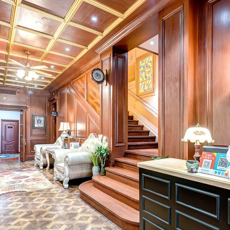 Imagen de los interiores del Hotel Floral Hotel Yue Tianjin. Foto 17