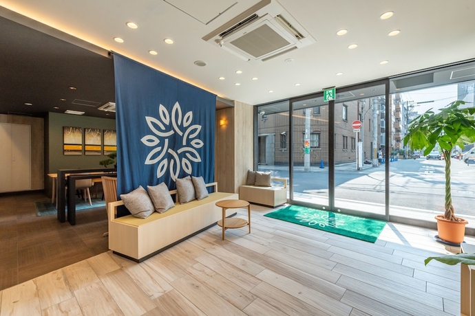 Imagen de los interiores del Hotel Floral Hotel &bull; Nami Shinsaibashi Osaka. Foto 16