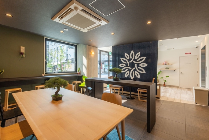 Imagen de los interiores del Hotel Floral Hotel &bull; Nami Shinsaibashi Osaka. Foto 18