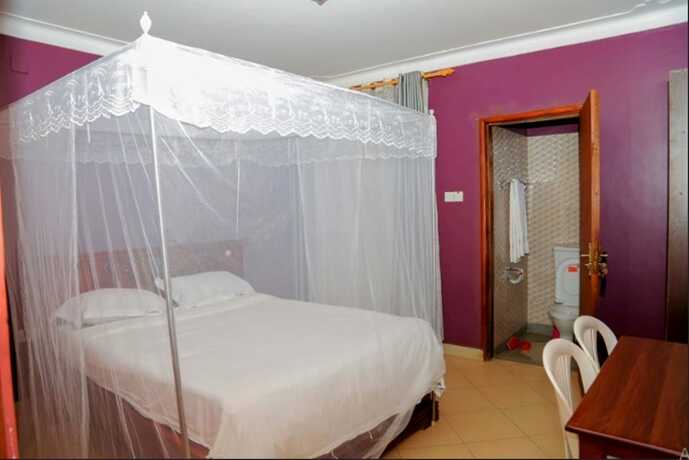 Imagen de la habitación del Hotel Floral, Kampala. Foto 17