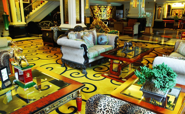 Imagen de los interiores del Hotel Floral &middot; Dolphin Circle Pattaya. Foto 7