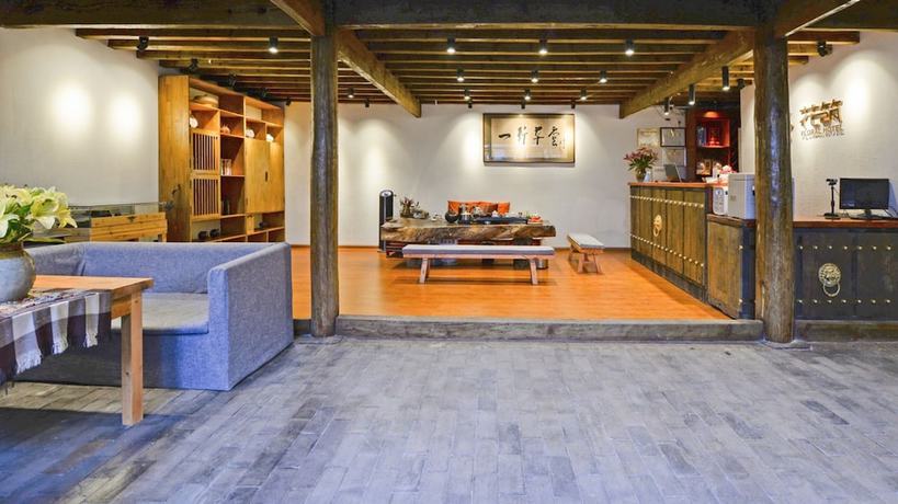 Imagen de los interiores del Hotel Floral &middot; Yi Xing Lijiang. Foto 18