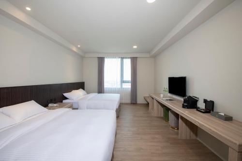 Imagen de la habitación del Hotel Floramos. Foto 15