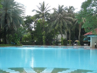 Imagen de la piscina del Hotel Floraville Serviced. Foto 3