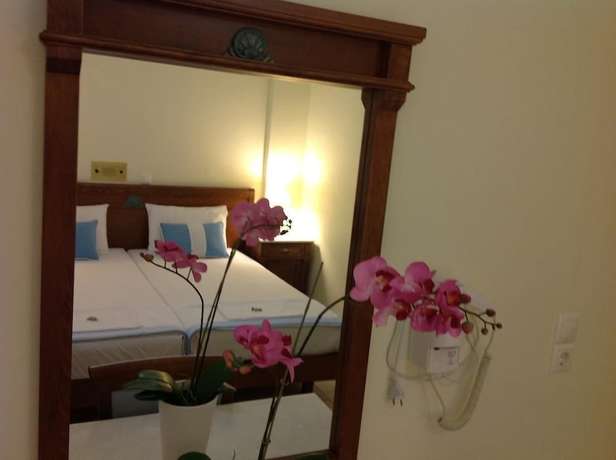 Imagen de la habitación del Hotel Florena. Foto 3