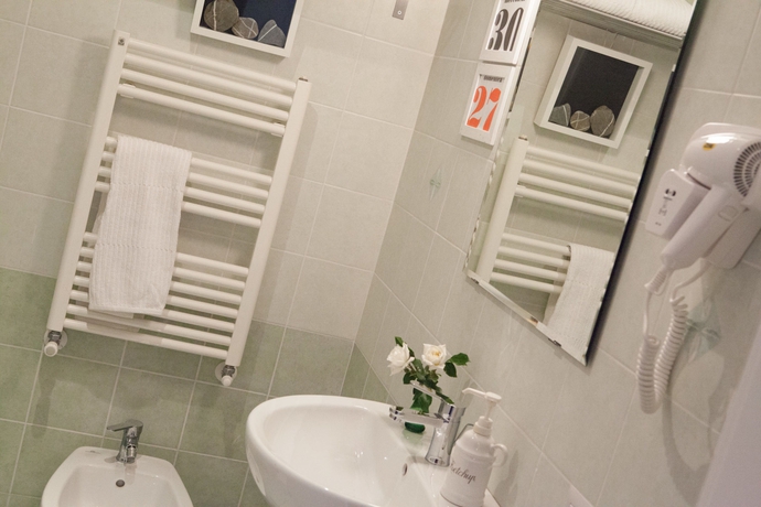 Imagen de la habitación del Hotel Florence Dome. Foto 7