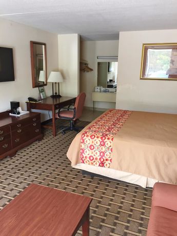 Imagen de la habitación del Hotel Florence Express Inn. Foto 9