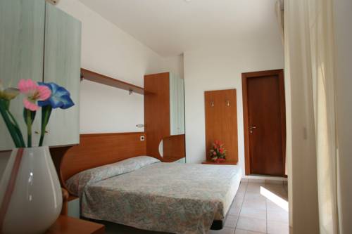 Imagen general del Hotel Florence, Marotta. Foto 1