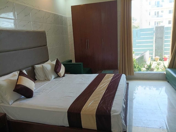 Imagen de la habitación del Hotel Florence and Banquets By Elite Sol. Foto 14