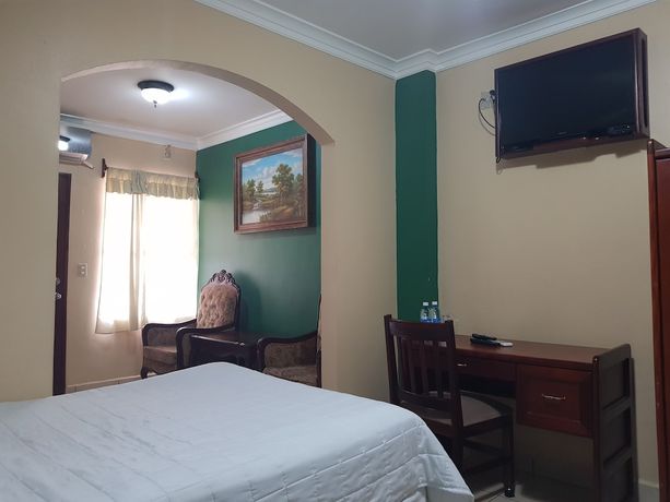 Imagen de la habitación del Hotel Florencia San Miguel. Foto 16