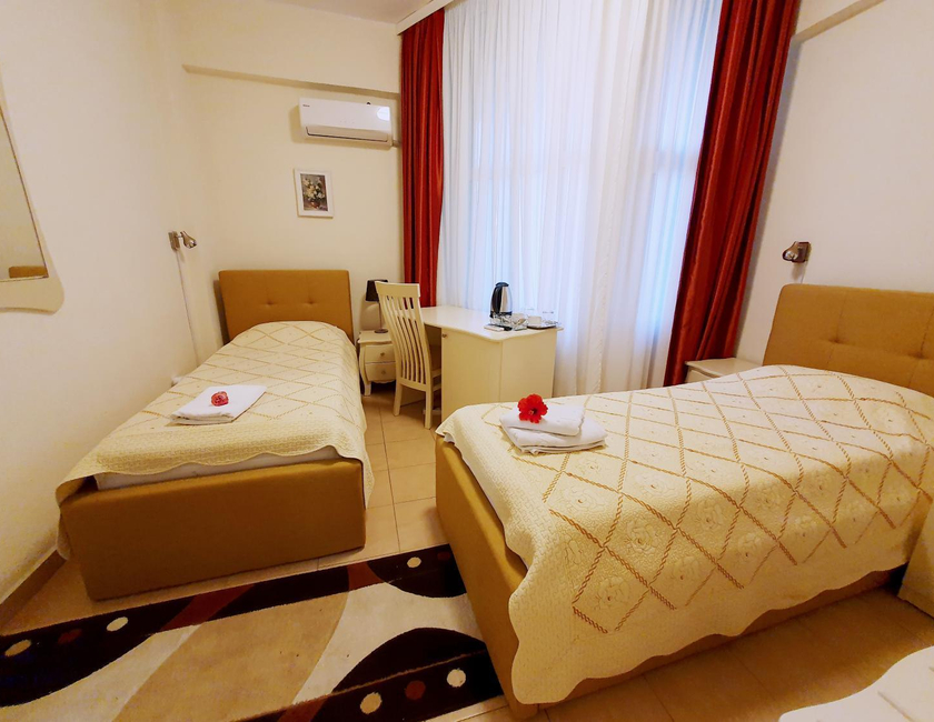 Imagen general del Hotel Florentina. Foto 9