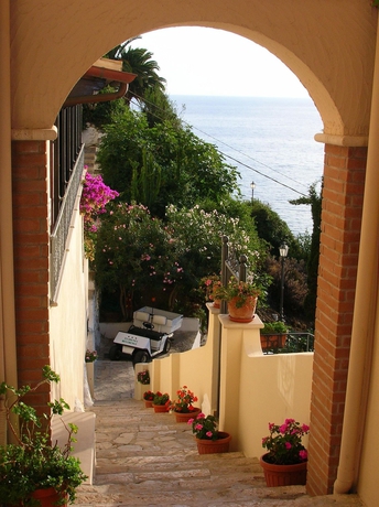 Imagen de los interiores del Hotel Florenza. Foto 14