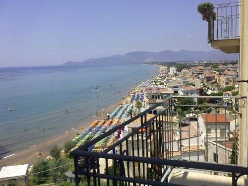 Imagen de la habitación del Hotel Florenza Residence. Foto 6