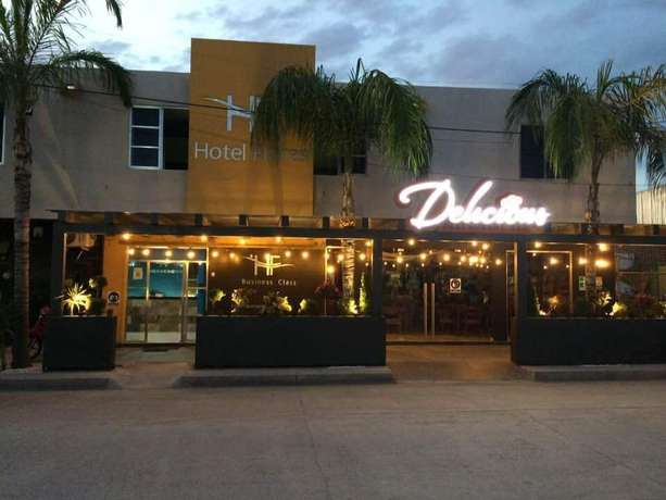 Imagen general del Hotel Flores. Foto 5