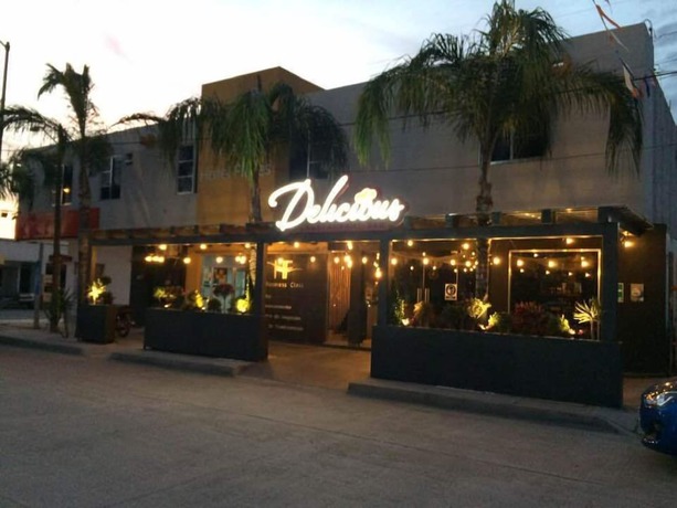 Imagen general del Hotel Flores. Foto 8