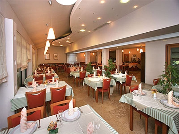 Imagen general del Hotel Flores Hotel. Foto 5
