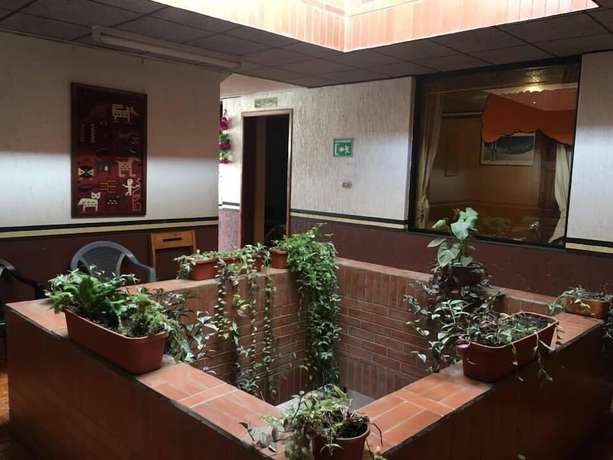 Imagen de los interiores del Hotel Flores Los Ponchos. Foto 8