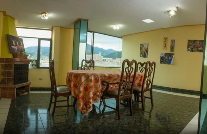 Imagen de los interiores del Hotel Flores el Marquez. Foto 9