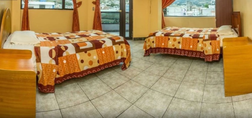 Imagen de la habitación del Hotel Flores el Marquez. Foto 4