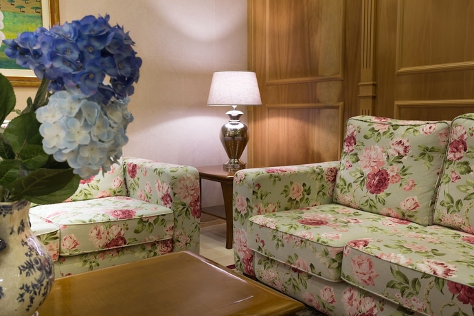 Imagen de los interiores del Hotel Florescente. Foto 19
