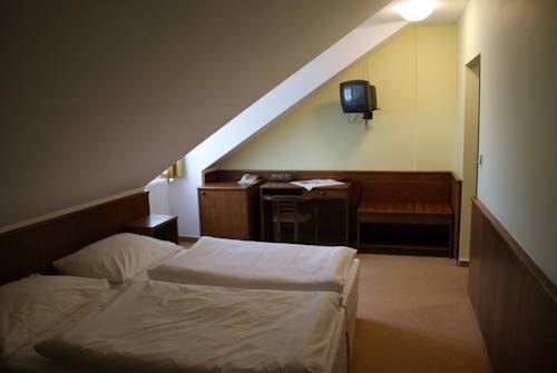 Imagen de la habitación del Hotel Floret. Foto 10