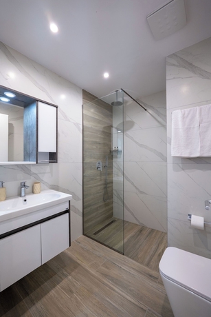 Imagen de la habitación del Hotel Flori. Foto 5