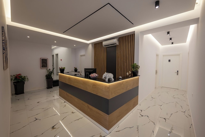 Imagen de los interiores del Hotel Flori. Foto 15