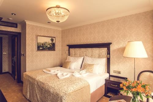 Imagen de la habitación del Hotel Florian Palace. Foto 10