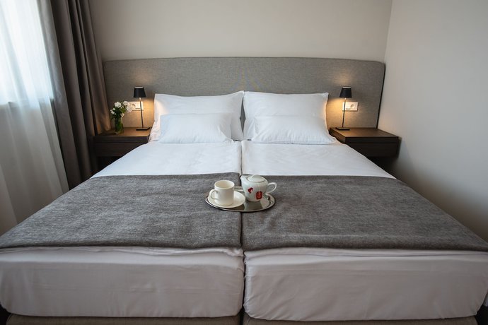 Imagen de la habitación del Hotel Florian and Godler. Foto 17