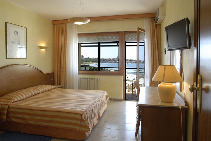 Imagen de la habitación del Hotel Florida, Alghero. Foto 4