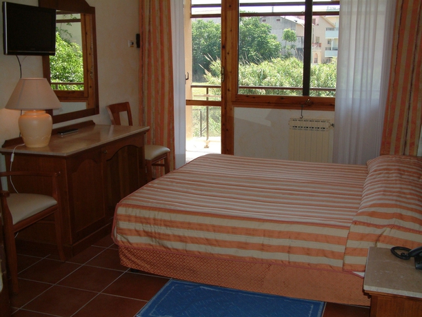 Imagen de la habitación del Hotel Florida, Alghero. Foto 7