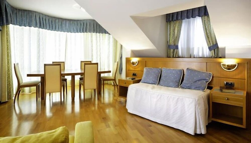 Imagen de la habitación del Hotel Florida, Arteixo. Foto 14