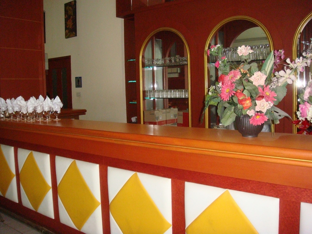 Imagen del bar/restaurante del Hotel Florida, Bangkok. Foto 2