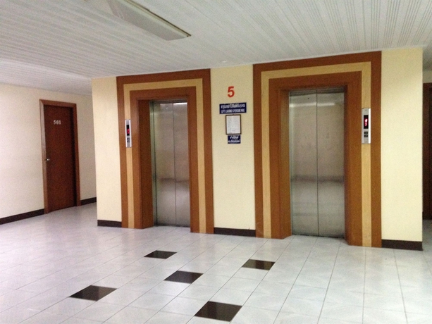 Imagen de los interiores del Hotel Florida, Bangkok. Foto 15