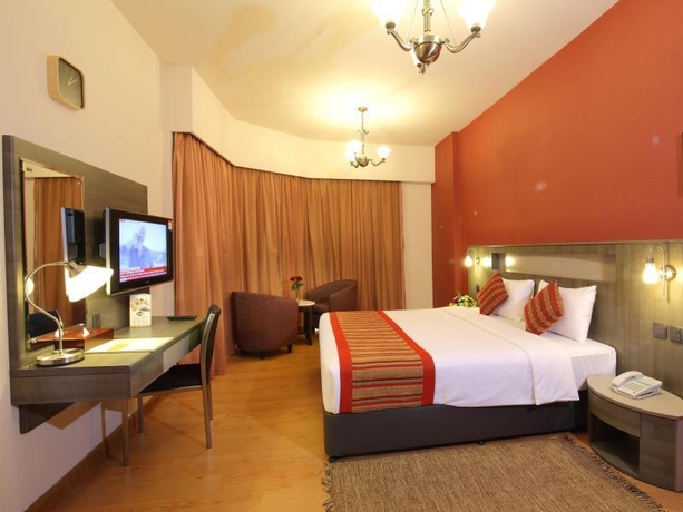 Imagen general del Hotel Florida City Apartments. Foto 5