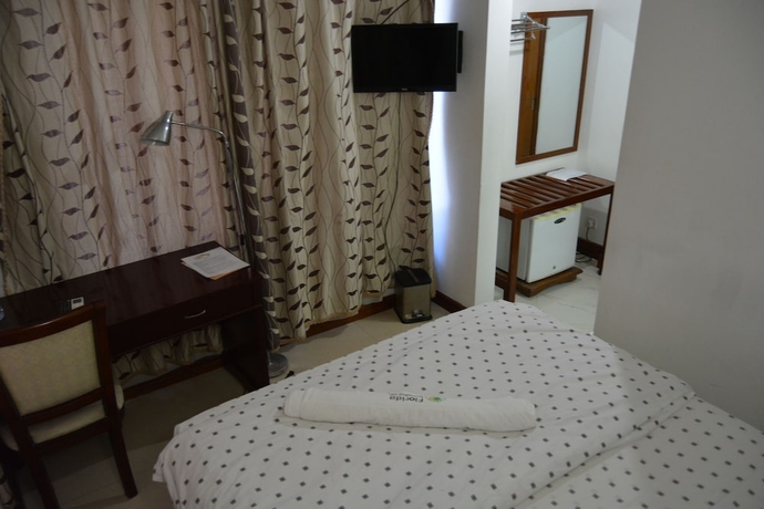 Imagen de la habitación del Hotel Florida Executive Inn. Foto 5