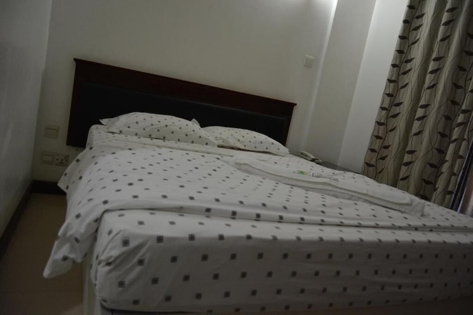 Imagen de la habitación del Hotel Florida Executive Inn. Foto 9