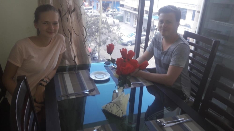 Imagen de los interiores del Hotel Florida Executive Inn. Foto 19