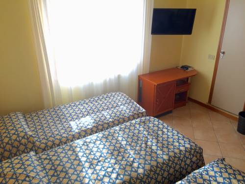 Imagen de la habitación del Hotel Florida, Gallo. Foto 15