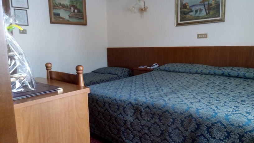 Imagen de la habitación del Hotel Florida, Lido Di Jesolo. Foto 9