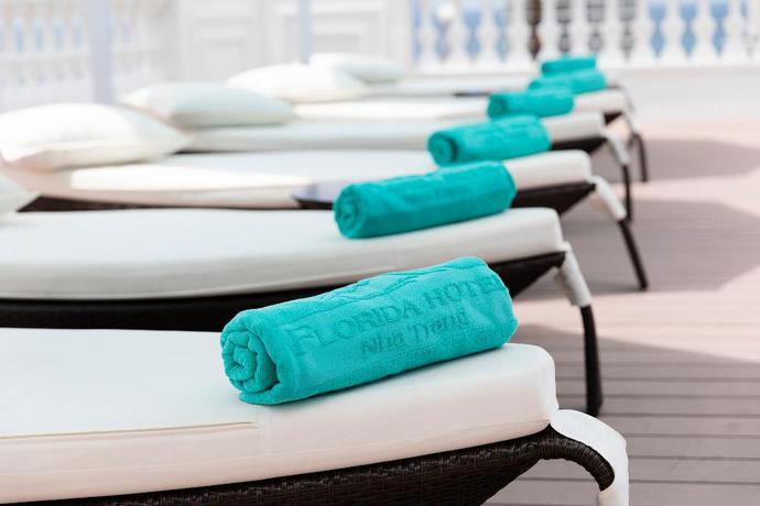 Imagen de la piscina del Hotel Florida Nha Trang. Foto 20