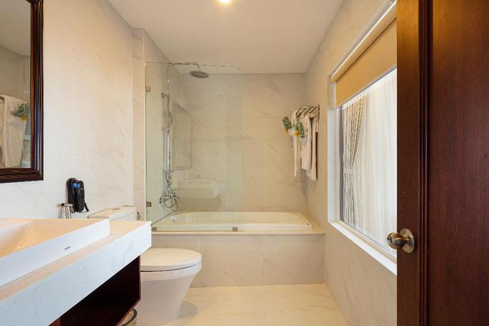Imagen de la habitación del Hotel Florida Nha Trang. Foto 13
