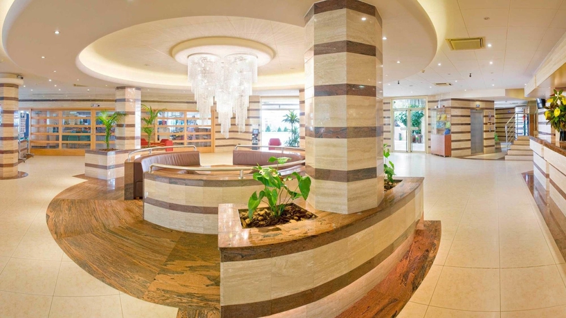 Imagen de los interiores del Hotel Florida Park. Foto 12