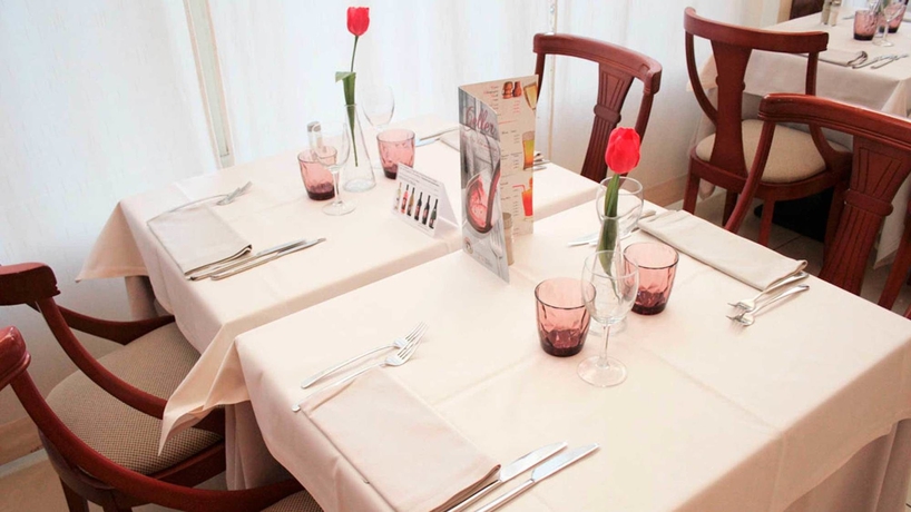 Imagen del bar/restaurante del Hotel Florida Park. Foto 4