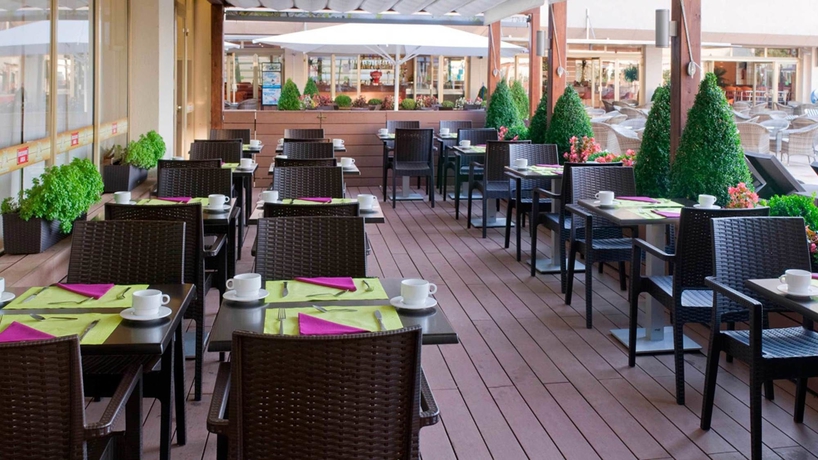 Imagen del bar/restaurante del Hotel Florida Park. Foto 5