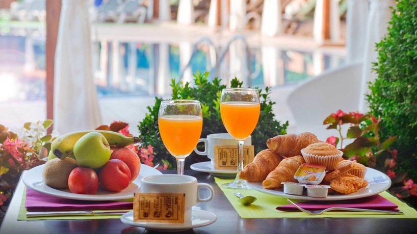 Imagen del bar/restaurante del Hotel Florida Park. Foto 6