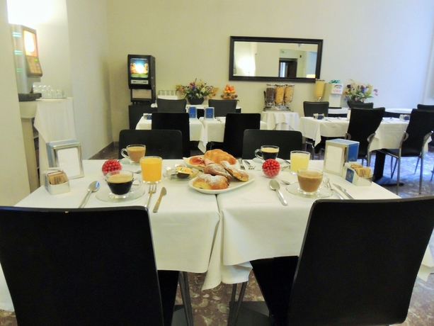 Imagen del bar/restaurante del Hotel Florida Rooms - Comfort. Foto 7