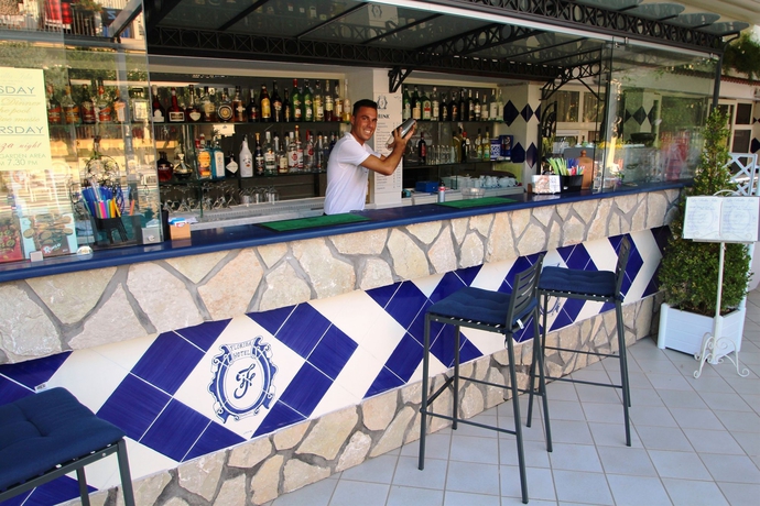Imagen de la piscina del Hotel Florida, Sorrento. Foto 14