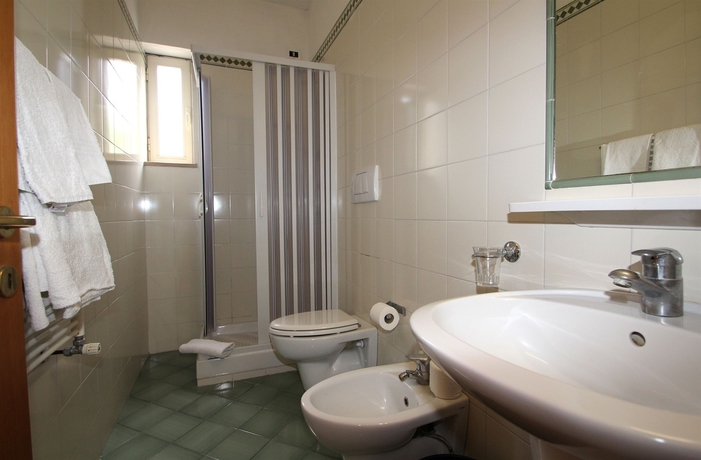 Imagen de la habitación del Hotel Florida, Sorrento. Foto 5