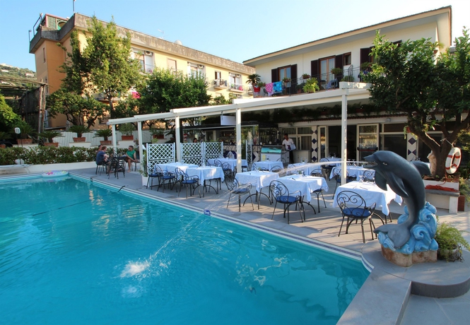 Imagen del bar/restaurante del Hotel Florida, Sorrento. Foto 2